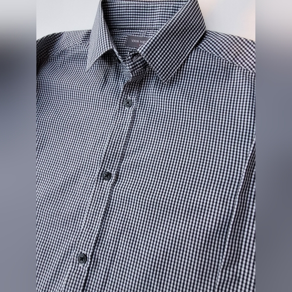 Van Heusen boys button down shirt size 10/12 - Picture 2 of 4